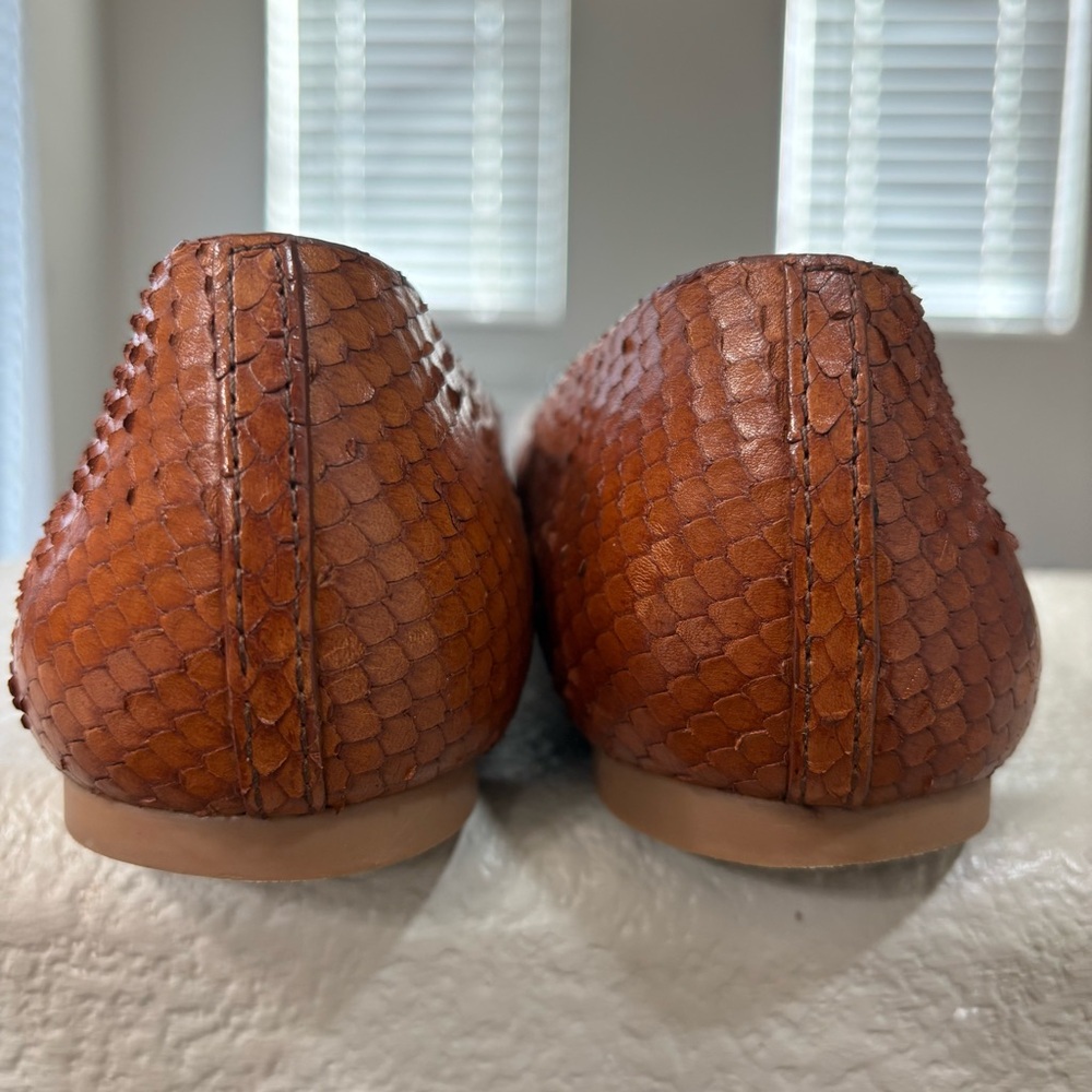 Tory Burch Lowell 2 Snakeskin-Embossed Leather Flats Brown - Size 9M, GUC - Picture 7 of 10